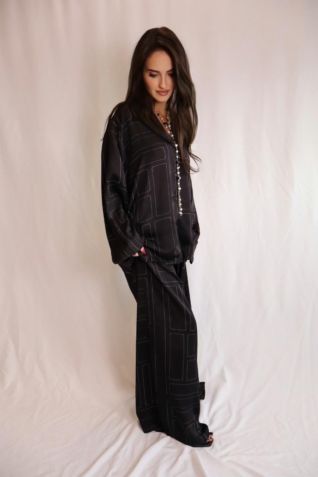 Black Set