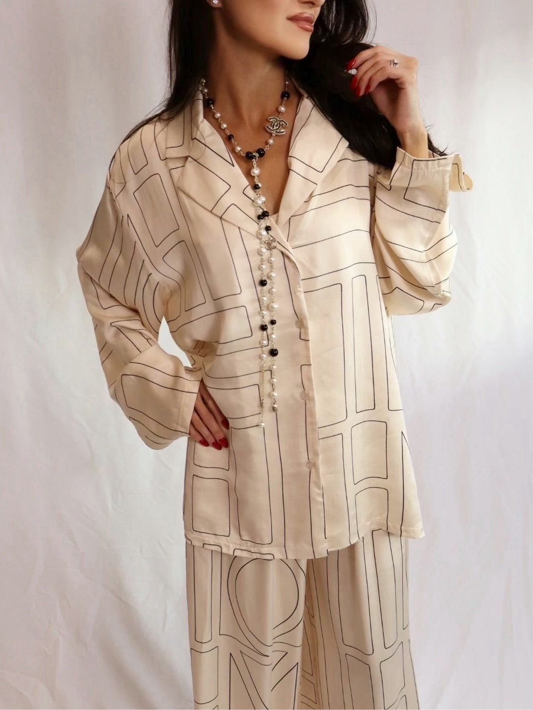 Ivory Set