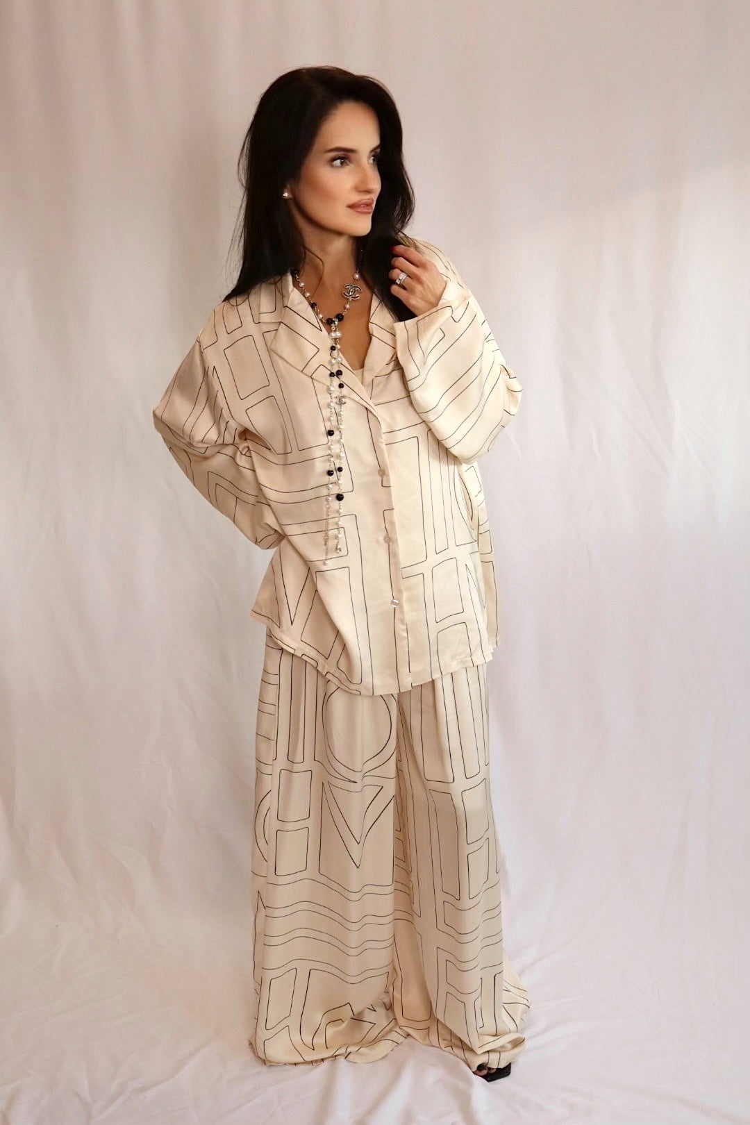 Ivory Set
