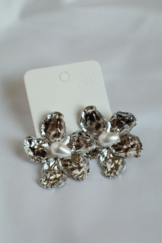 Silver Flower Earrings
